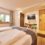 Alpenrefugium Apartment Murnau am Staffelsee